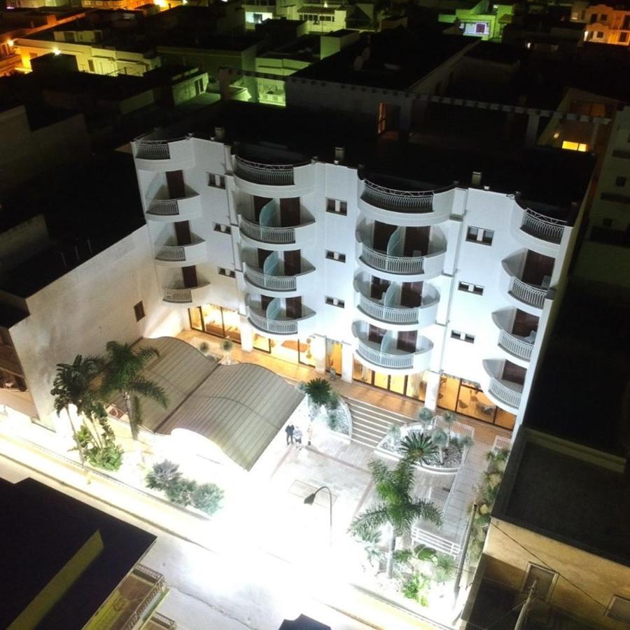 Hotel Riva Del Sole Porto Cesareo Esterno foto